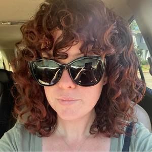 Meet your Posher, Michaela